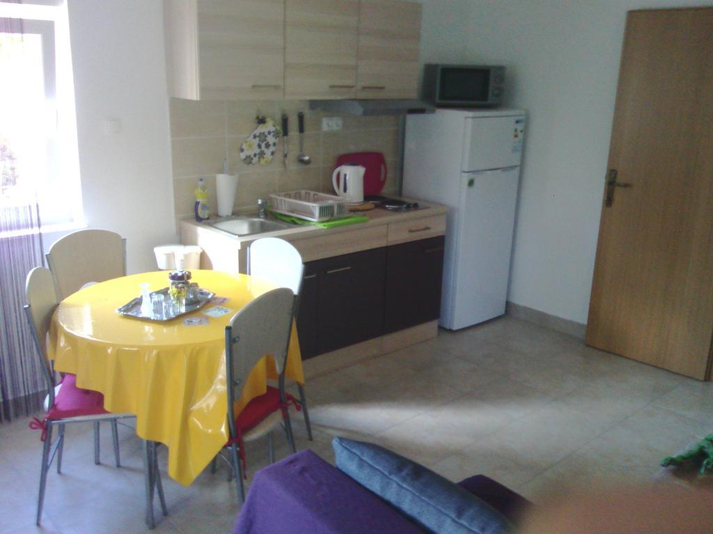 Apartments Krajici Kaštela Cameră foto