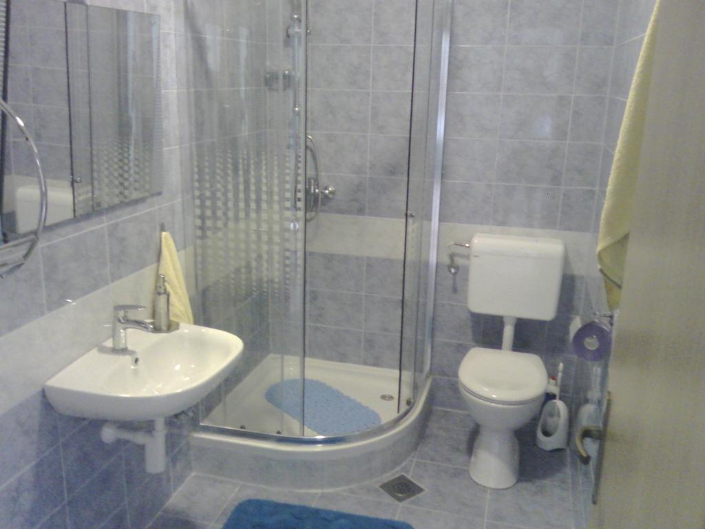 Apartments Krajici Kaštela Cameră foto